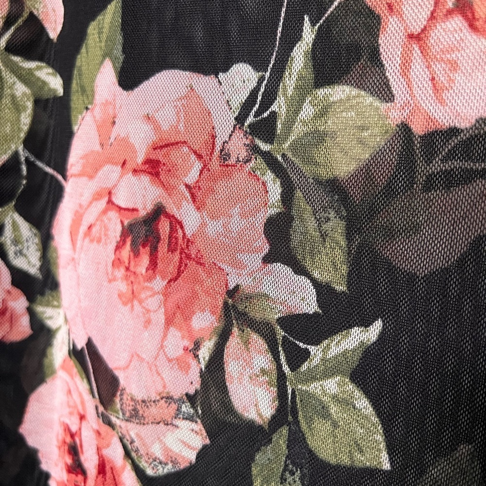First Love Sheer blouse black and floral - Picture 2 of 5
